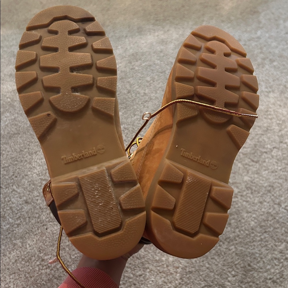 Women’s timberland boots size 8.5 - Picture 6 of 7